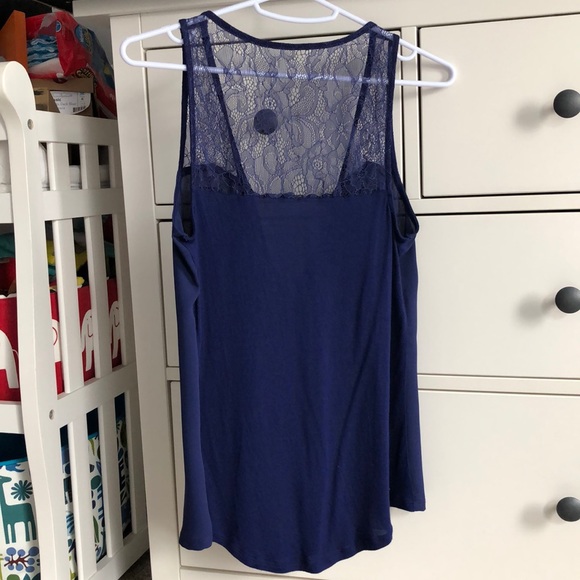 Express Lace Zip Tank - Picture 5 of 5